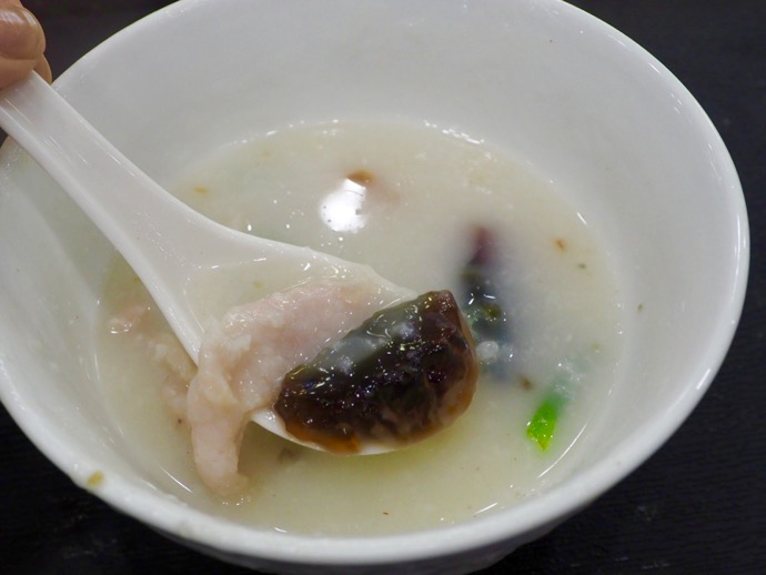 あなたのお粥観を変えるかも ハフハフ食べたい皮蛋瘦肉粥 Olコムギの週末弾丸旅ブログ