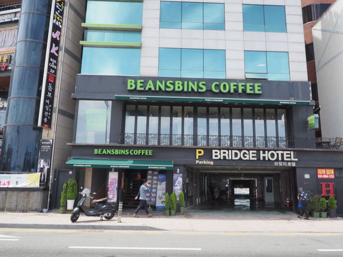 BEANS BINS COFFEE 釜山広安里店の外観