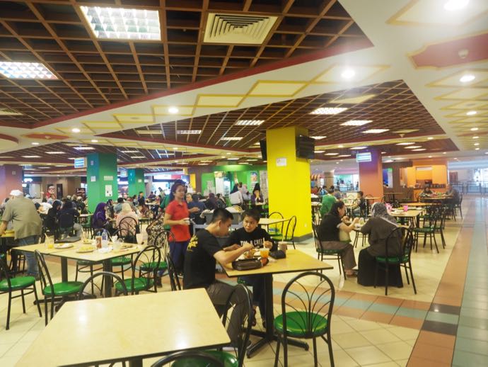 フードコートエリア