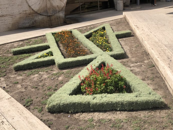 幾何学的な庭園