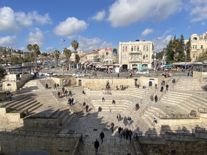 ダマスカス門前の円形広場