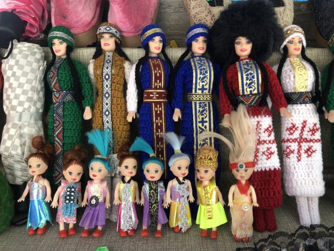 ロシアっぽいバービー人形