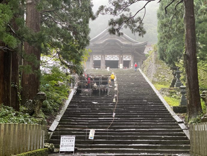 大神山神社奥宮の石段