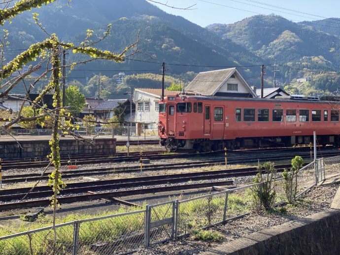 電車と津和野