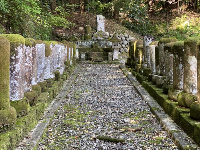 坂崎出羽守の墓