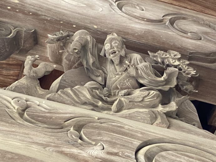 瑞泉寺山門の井波彫刻