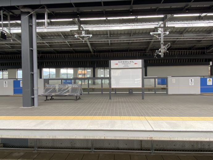 新幹線オープン前の武雄温泉駅のホーム