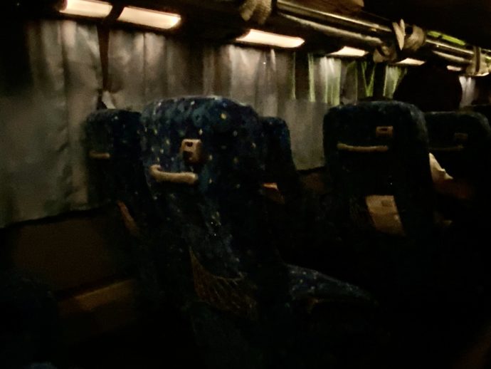 長野行きのバスの車内