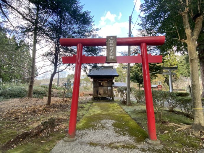 十島菅原神社の赤い鳥居