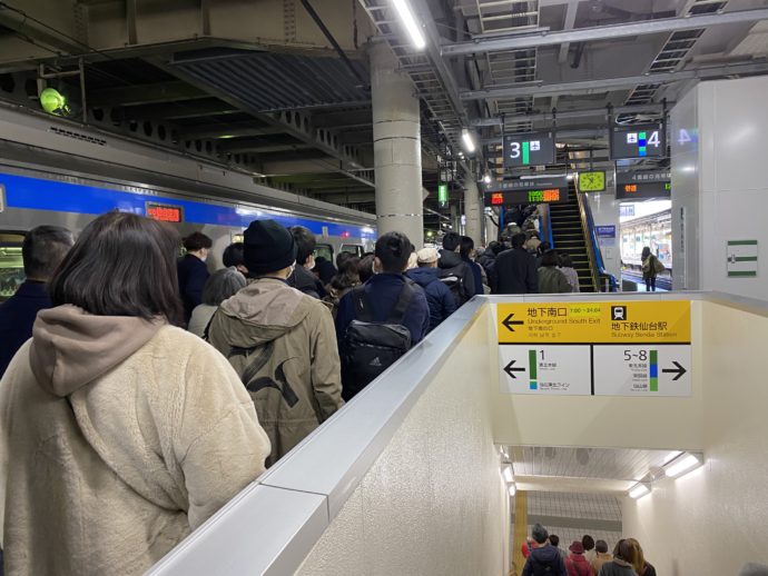 仙台駅の大行列