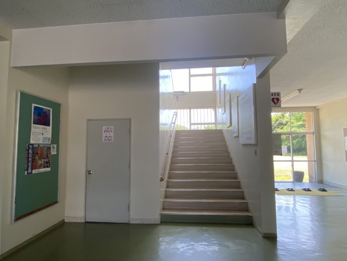 笠松宏有記念館の階段