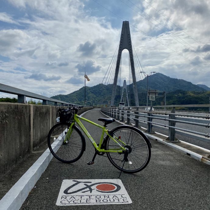 生口橋と自転車
