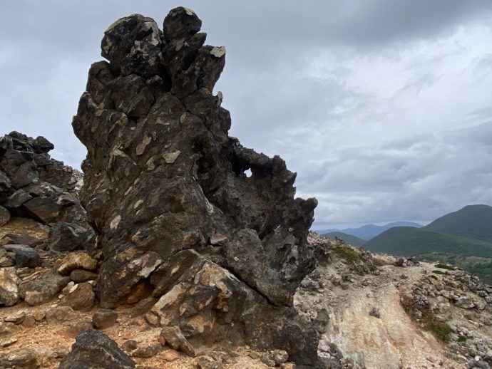恵山の奇岩