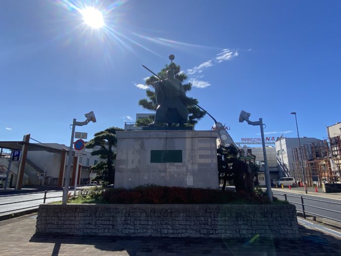 紀伊田辺駅前の弁慶像