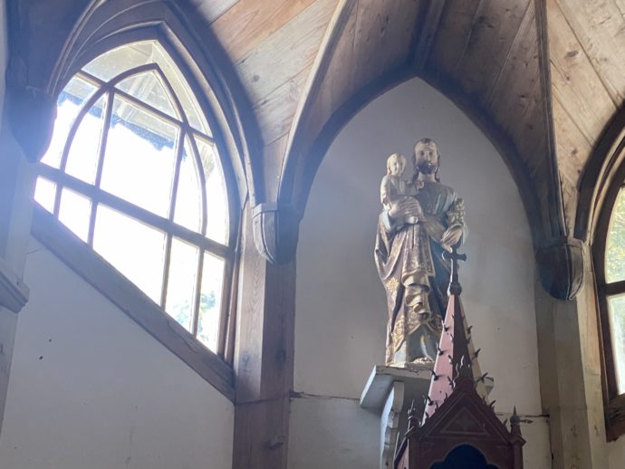 旧五輪教会堂のマリア像