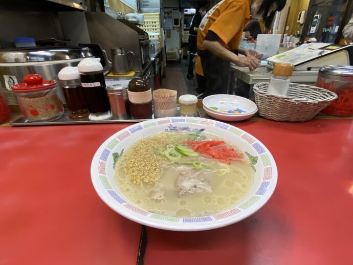 博多ラーメンはかたや 川端店290円のラーメン