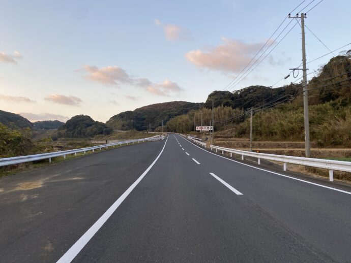 朝の道路