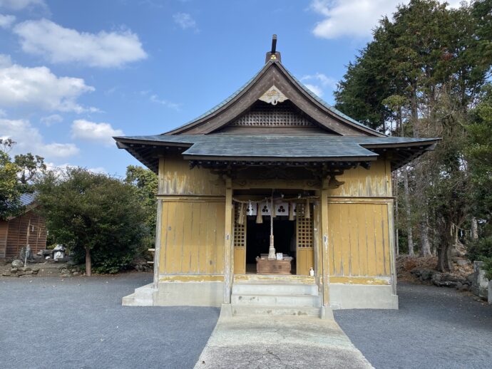 天手長男神社の本殿