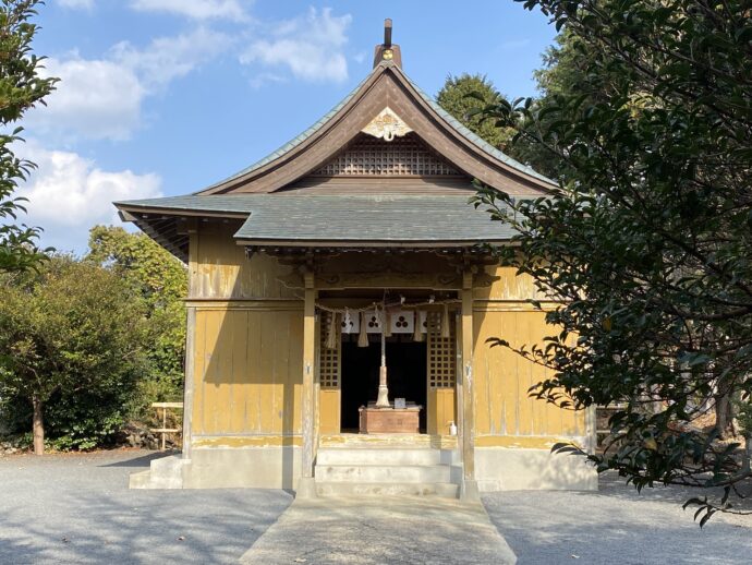 天手長男神社の旧参道の拝殿