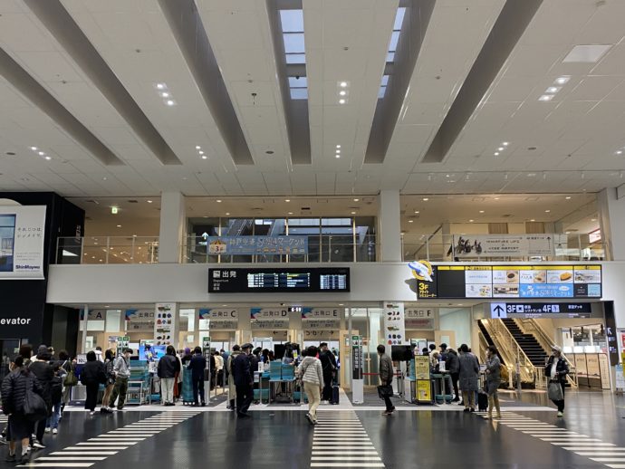 朝の神戸空港