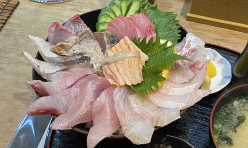 壱岐「ふうりん」の海鮮丼