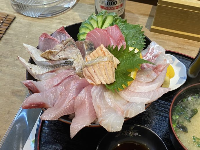 壱岐「ふうりん」の海鮮丼