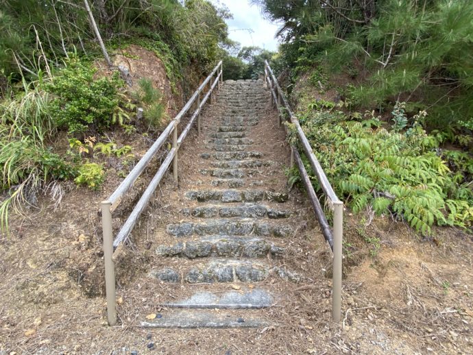 待網崎農村公園の階段