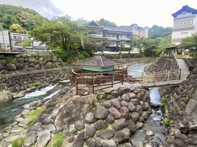 独鈷の湯