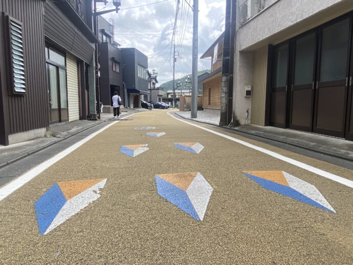 道路のマーク