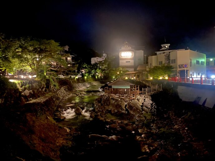 夜の修禅寺