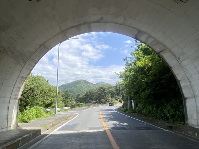 室岩洞トンネル