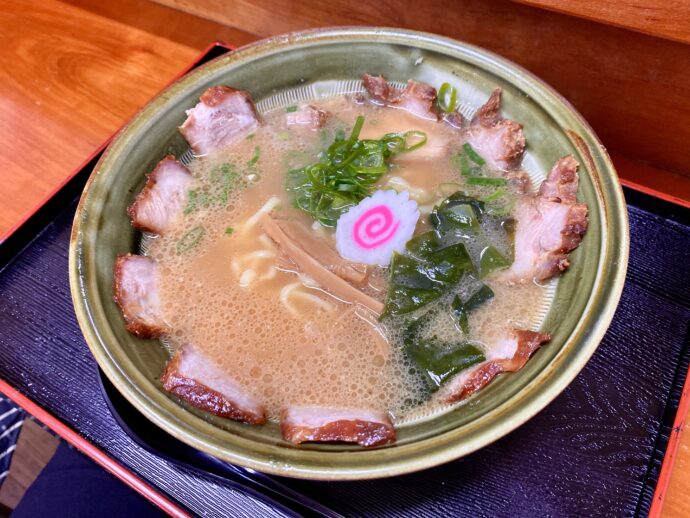 醤油チャーシュー麺