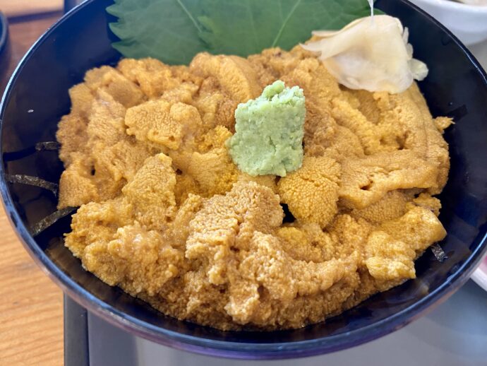 海鮮処かふかのウニ丼