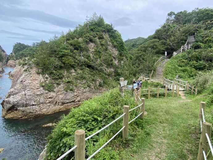 浦富海岸 山陰のジオパークを歩く(中国近畿連絡自然歩道) | OLコムギの週末弾丸旅ブログ