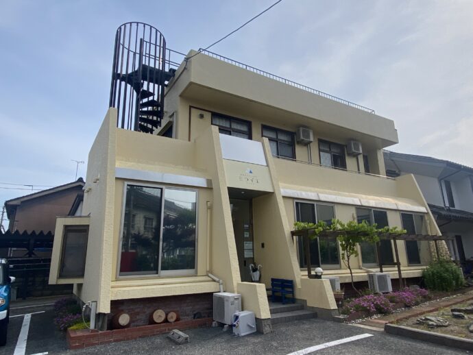 鳥取ゲストハウス　ミライエＢＡＳＥの外観