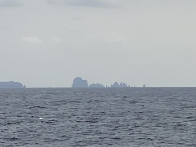 おがさわら丸から見た聟島列島