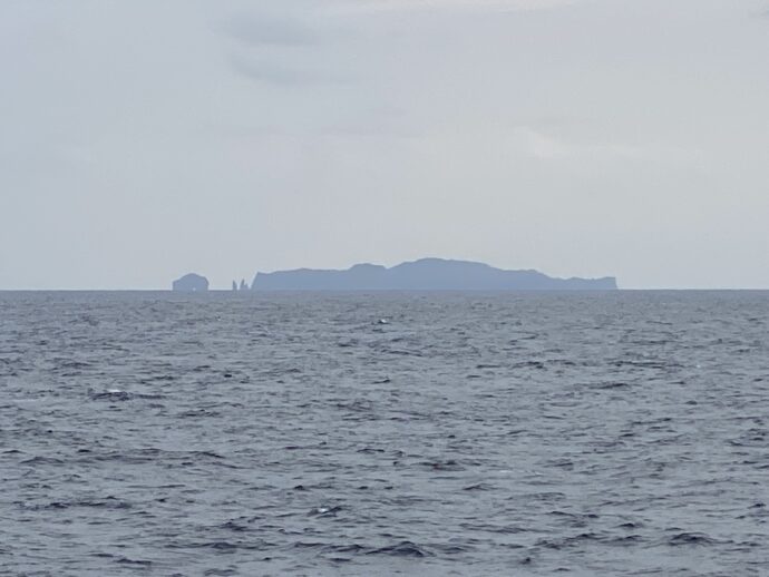 おがさわら丸から見た聟島列島