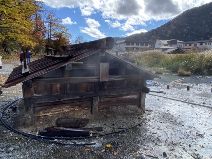 日光湯元温泉の小屋