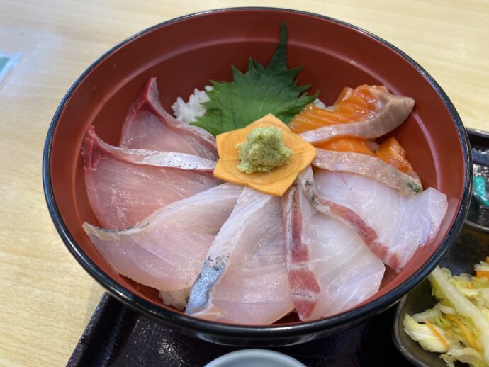 海鮮丼