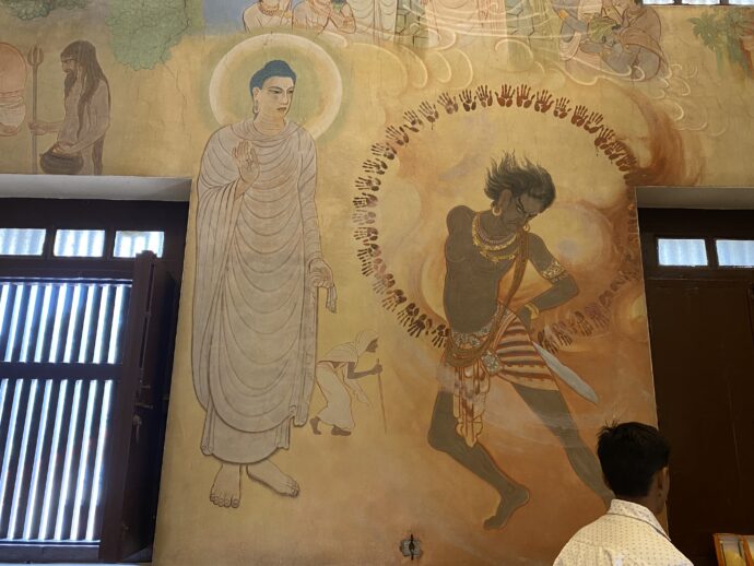 サールナート仏教寺院の壁画