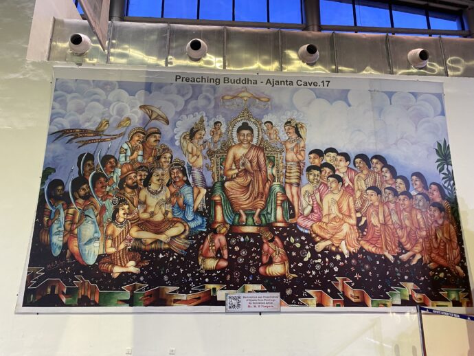 チッカルサーナ空港の壁画