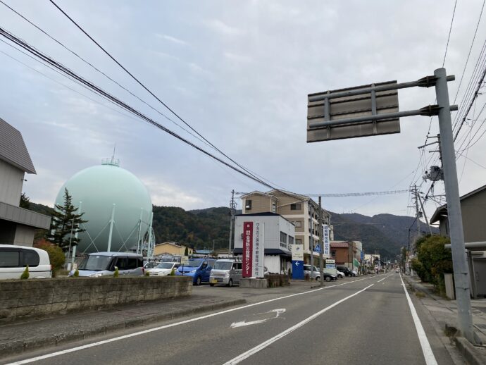 御薬園近くのバス乗り場