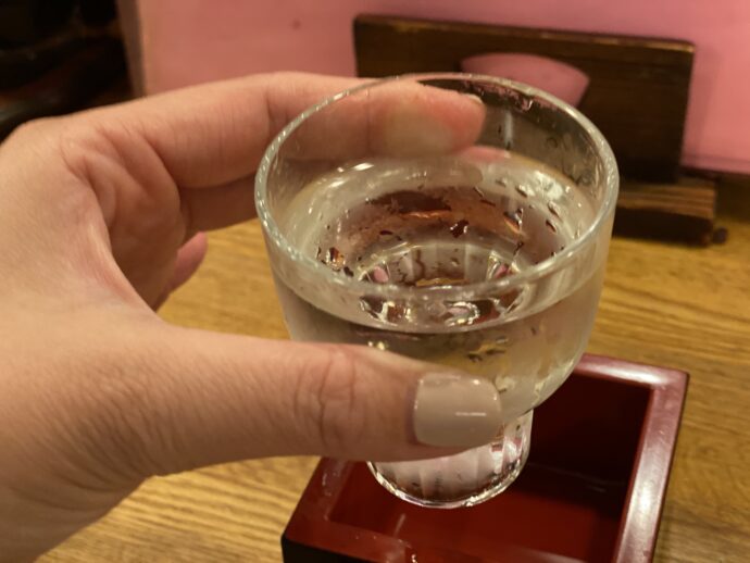 グラスで飲む日本酒