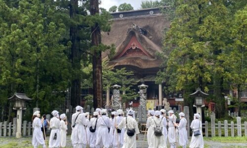 出羽三山神社と修験者