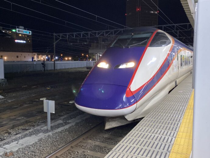 山形駅の新幹線