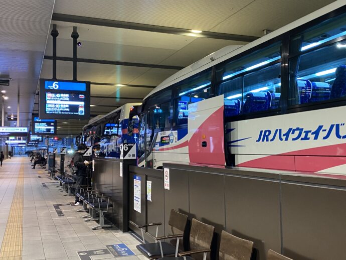 JR大阪駅バス乗り場