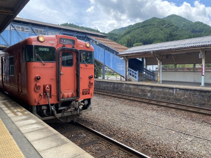 生野駅ホーム