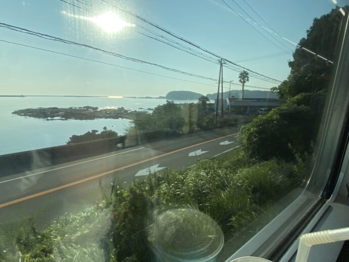 海沿いの線路