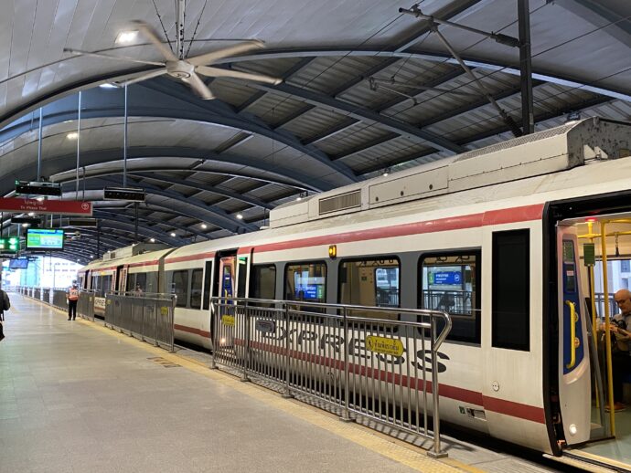 エアポートレイルリンクの車両