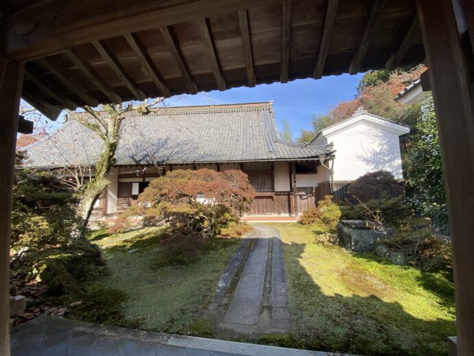 西行記念館は閉館中